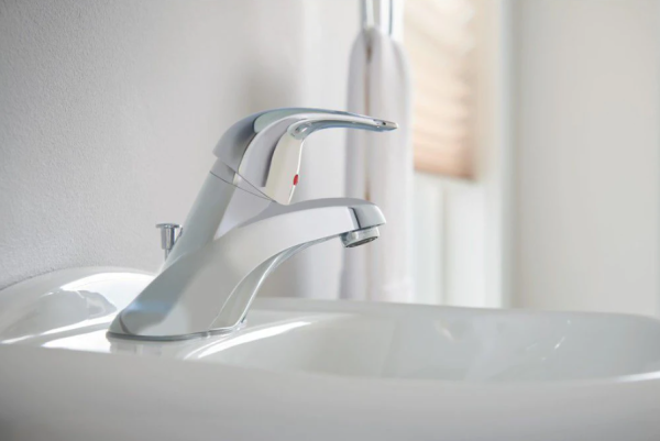 MOEN Adler 4-inch Centerset Single Handle Bathroom Sink Faucet/Tap in  Chrome (Drain and Valve Included) - Image 4